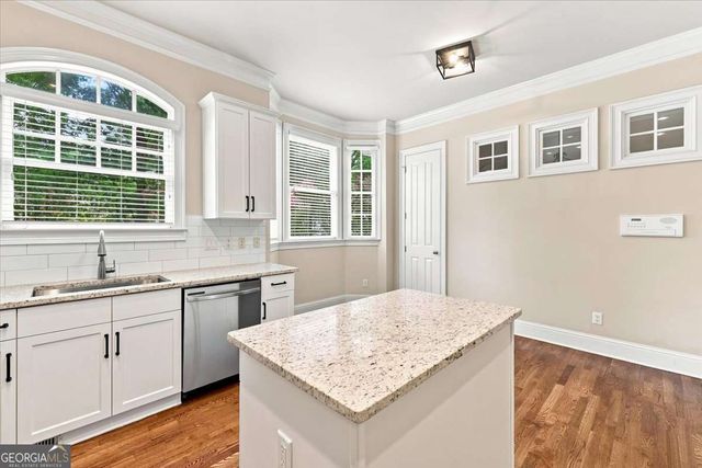 1017 Emory Parc Place, Decatur, GA 30033
