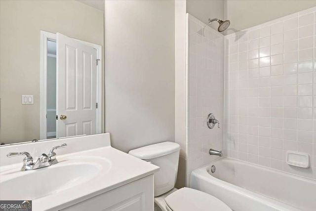 1017 Emory Parc Place, Decatur, GA 30033