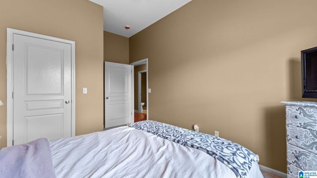 16415 CHEROKEE BEND PARKWAY, Moundville, AL 35474