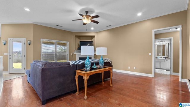 16415 CHEROKEE BEND PARKWAY, Moundville, AL 35474