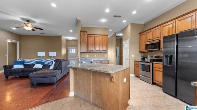16415 CHEROKEE BEND PARKWAY, Moundville, AL 35474