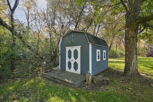 2508 Knoll Circle, Maplewood, MN 55109