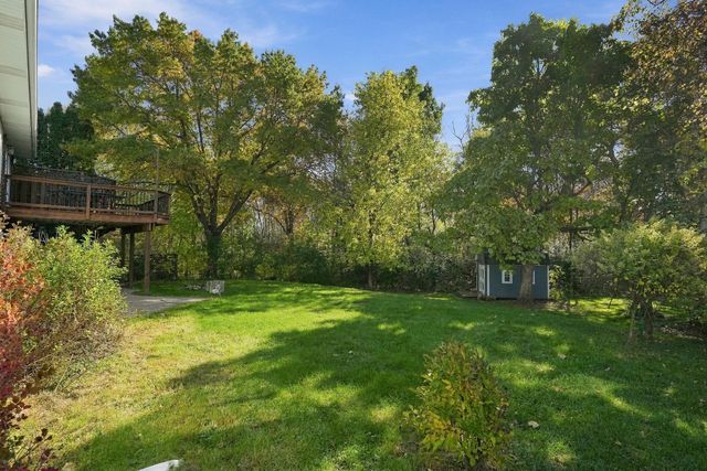 2508 Knoll Circle, Maplewood, MN 55109