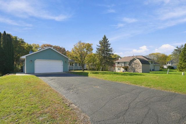 2508 Knoll Circle, Maplewood, MN 55109