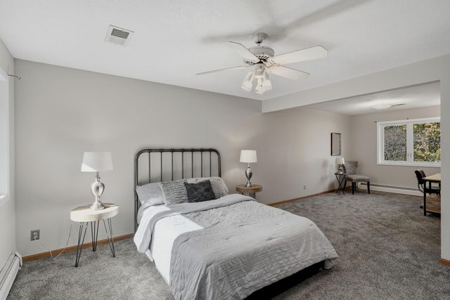 2508 Knoll Circle, Maplewood, MN 55109