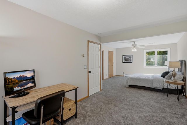 2508 Knoll Circle, Maplewood, MN 55109