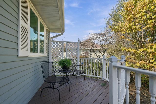 2508 Knoll Circle, Maplewood, MN 55109