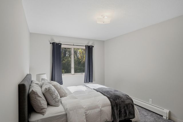 2508 Knoll Circle, Maplewood, MN 55109