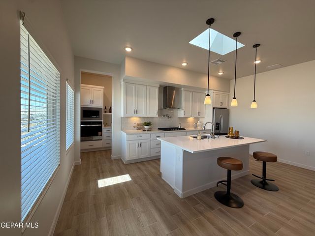 13761 Centro Vista Avenue, Horizon City, TX 79928