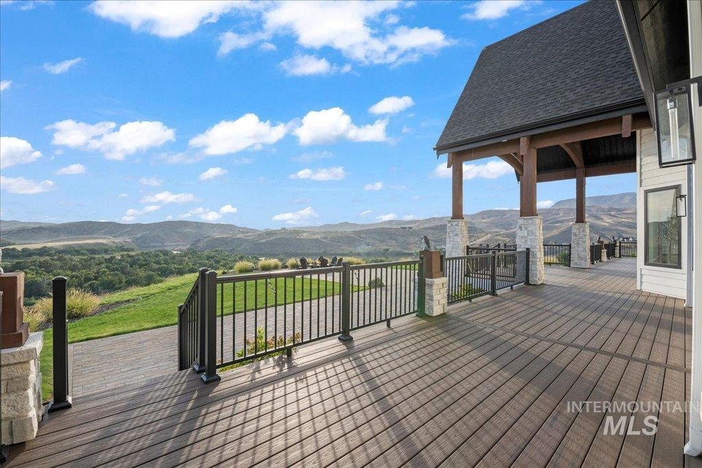 8011 Westridge Ln, Emmett, ID 83617 photo 17