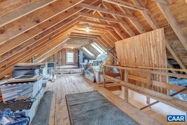 1426 DAIRY RD, Charlottesville, VA 22903
