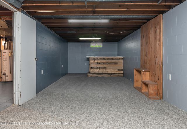 1101 Northcrest Road, Lansing, MI 48906