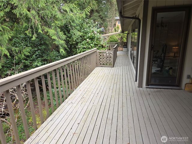 4725 272nd Avenue NE, Redmond, WA 98053