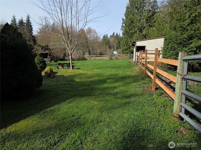 4725 272nd Avenue NE, Redmond, WA 98053