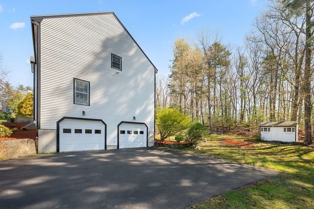 12 Thistle Hill Drive, Shrewsbury, MA 01545
