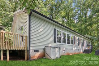 342 Hookers Gap Road, Candler, NC 28715