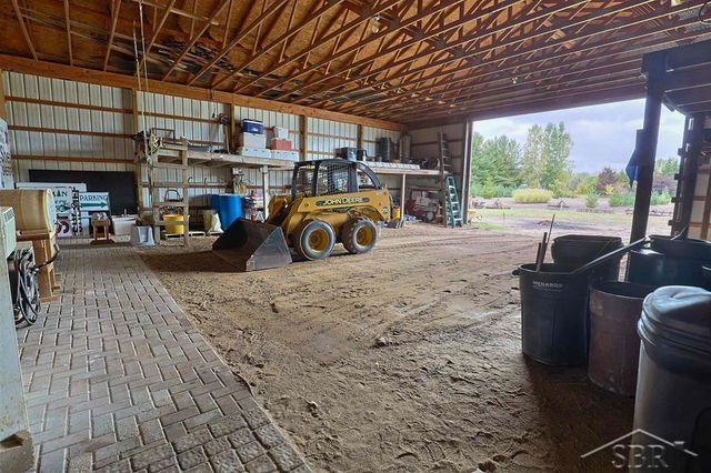 4997 S M-18 Highway, Tobacco Twp, MI 48612