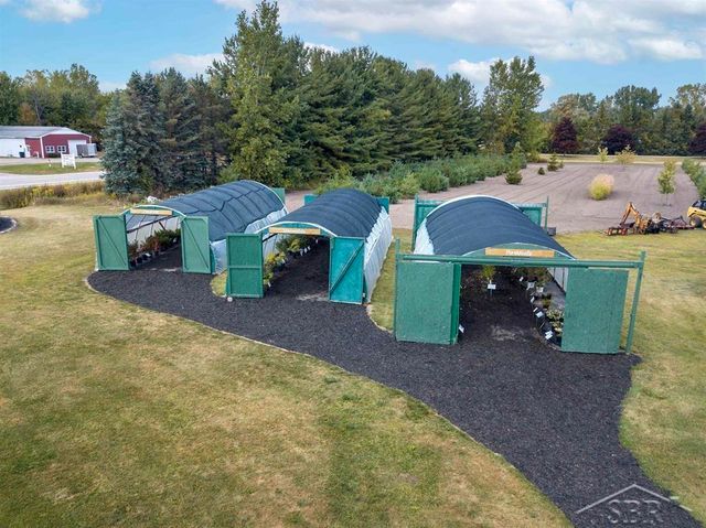 4997 S M-18 Highway, Tobacco Twp, MI 48612