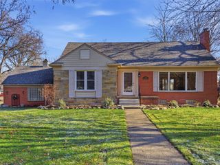 15000 Woodworth, Redford Charter Township, MI 48239