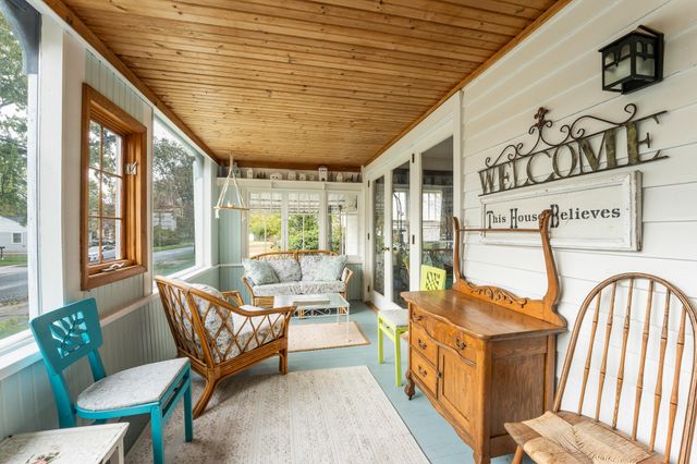 2340 Amherst Avenue, Kalamazoo, MI 49008