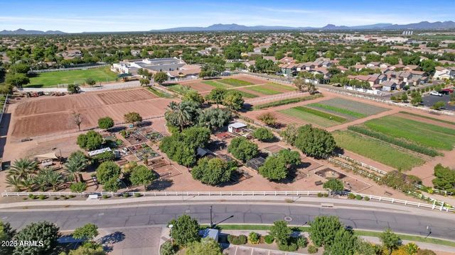 1317 S BANNING Street, Gilbert, AZ 85296