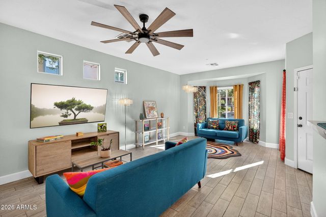 1317 S BANNING Street, Gilbert, AZ 85296