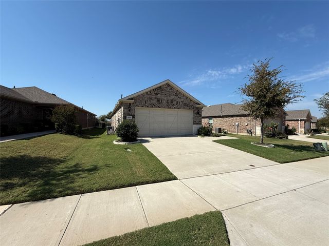7640 Parade Drive, Little Elm, TX 76227