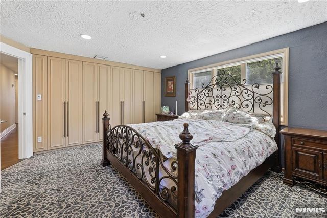1474 Windsor Road, Teaneck, NJ 07666