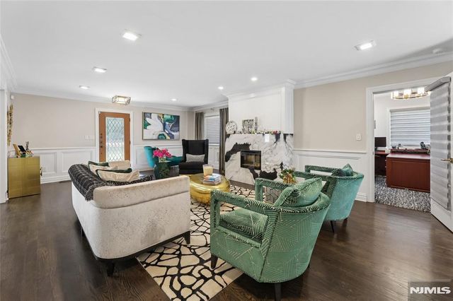 1474 Windsor Road, Teaneck, NJ 07666