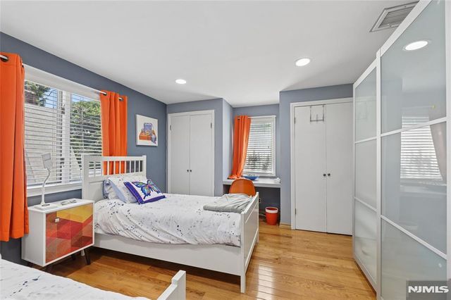 1474 Windsor Road, Teaneck, NJ 07666