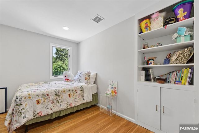 1474 Windsor Road, Teaneck, NJ 07666