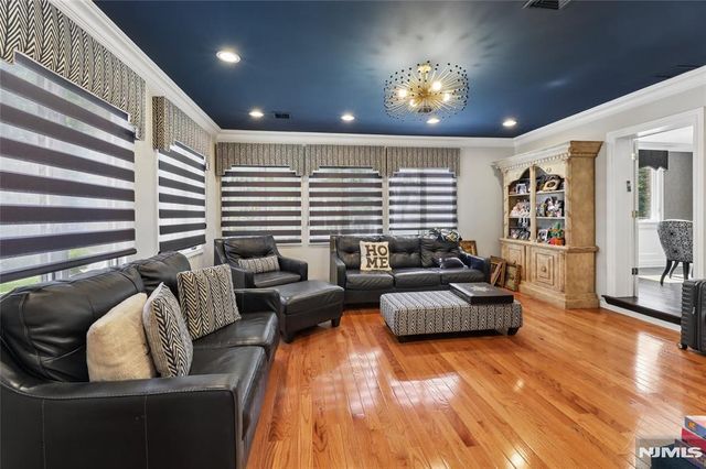 1474 Windsor Road, Teaneck, NJ 07666