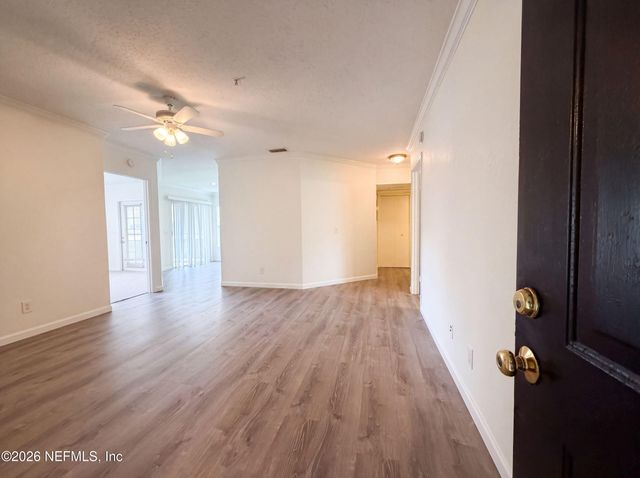 1701 THE GREENS Way 523, Jacksonville Beach, FL 32250