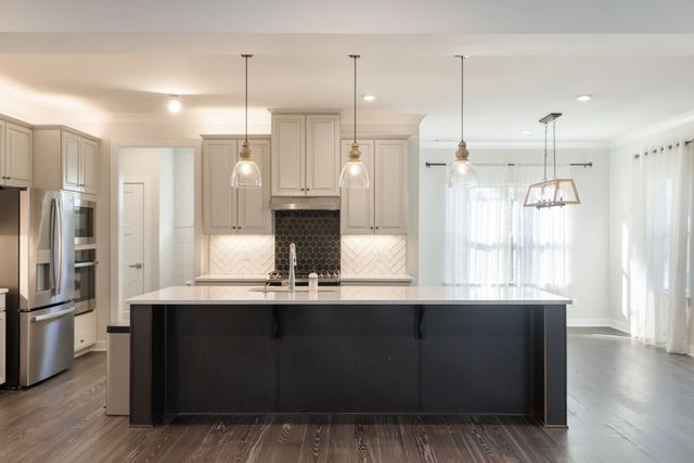 7245 Sky Meadow Dr, College Grove, TN 37046