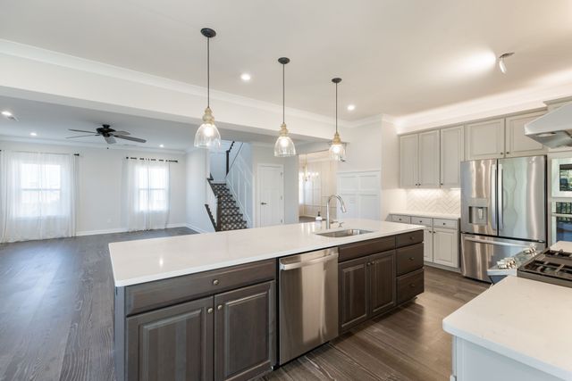 7245 Sky Meadow Dr, College Grove, TN 37046