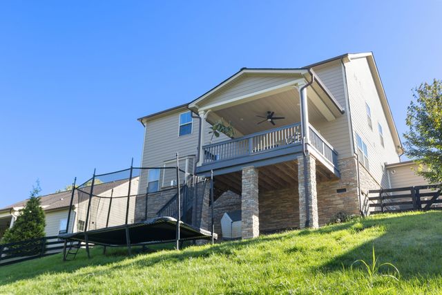 7245 Sky Meadow Dr, College Grove, TN 37046