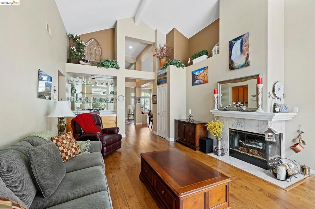 Image 15 of property listing at 2433 Mimosa Way, Antioch, CA 94509