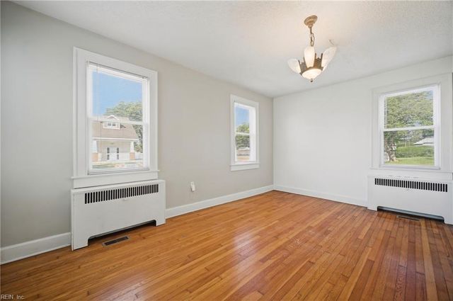 226 S Willard AVE, Hampton, VA 23663