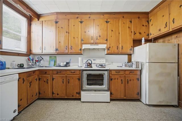 226 S Willard AVE, Hampton, VA 23663
