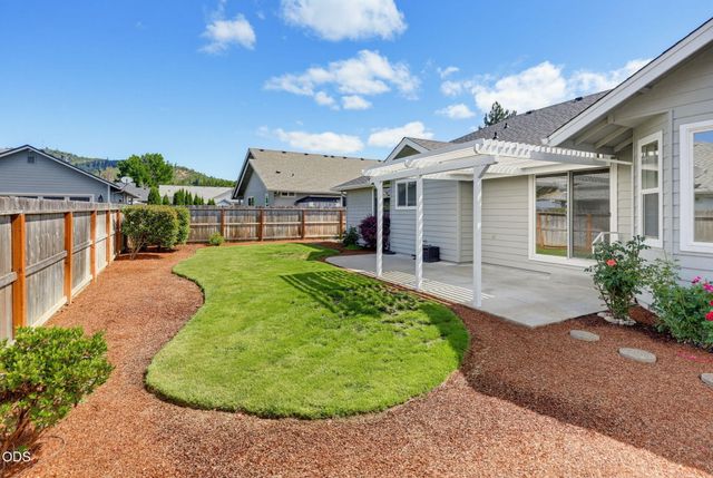 538 SW Leonard Street, Grants Pass, OR 97526