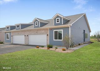 3995 Shoeger Drive, Yorkville, IL 60560
