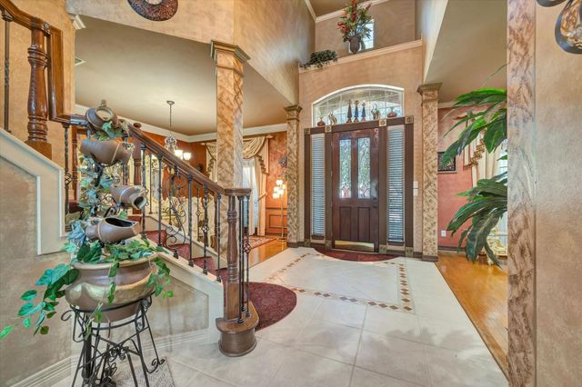 15406 Driftwood Oak Court, Houston, TX 77059