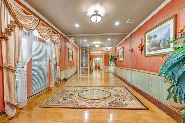 15406 Driftwood Oak Court, Houston, TX 77059