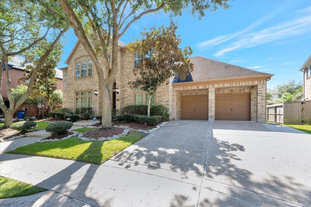 15406 Driftwood Oak Court, Houston, TX 77059