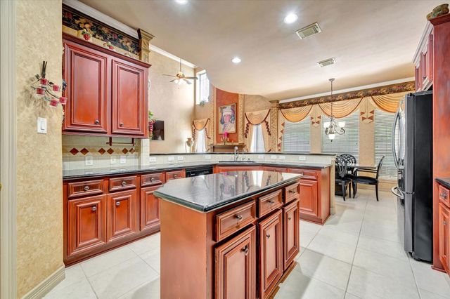 15406 Driftwood Oak Court, Houston, TX 77059