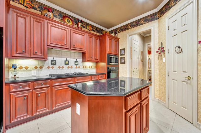 15406 Driftwood Oak Court, Houston, TX 77059