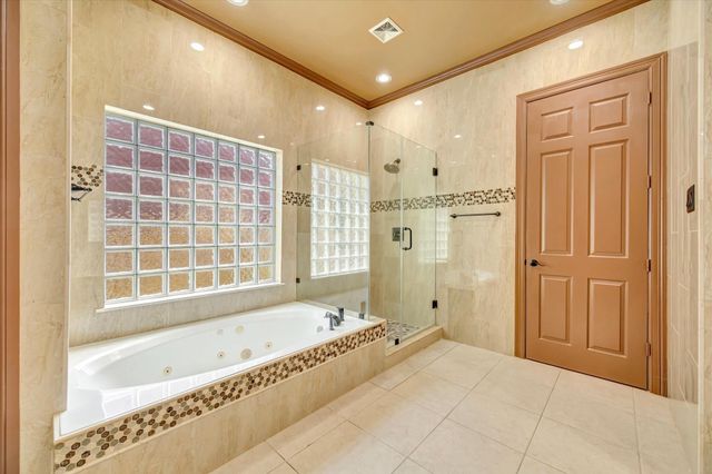 15406 Driftwood Oak Court, Houston, TX 77059