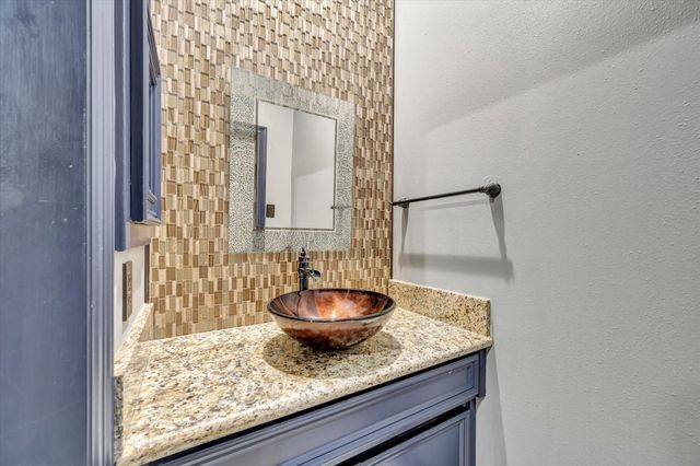 15406 Driftwood Oak Court, Houston, TX 77059