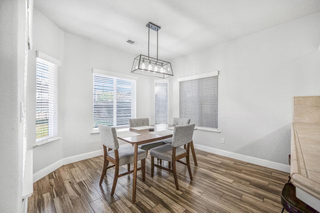 5391 E Burns Avenue, Fresno, CA 93725