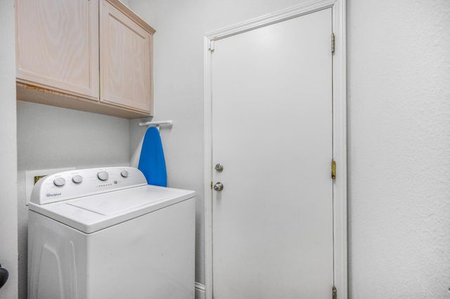 5391 E Burns Avenue, Fresno, CA 93725